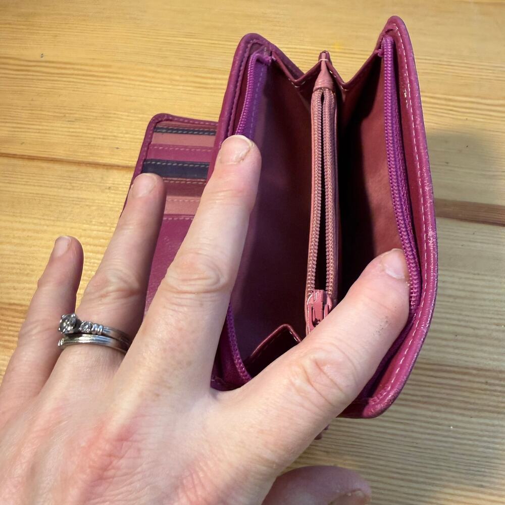 Leather Zip Wallet - Fuchsia - Picture 4 of 8